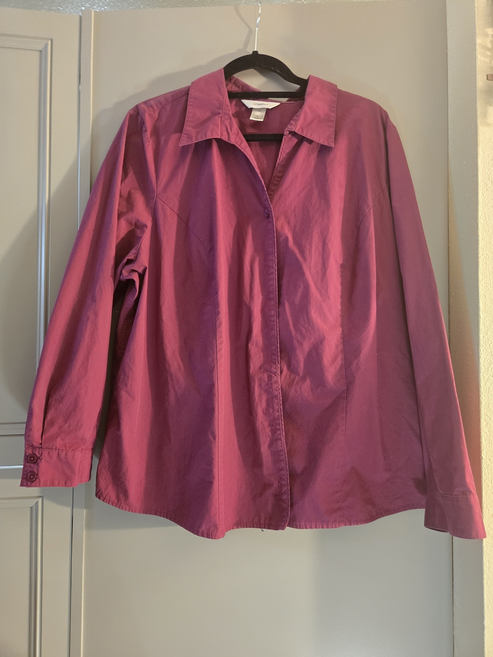 2X CJ Banks Magenta Button Down Shirt